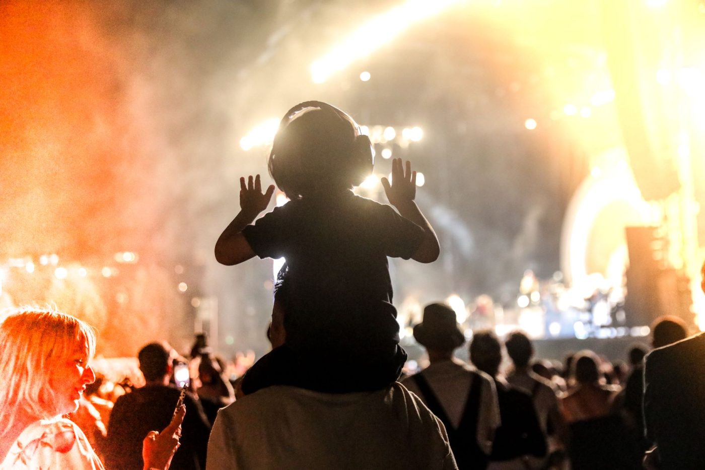 Profiter du festival tout en protégeant ses oreilles : les conseils d’Audio 2000 !